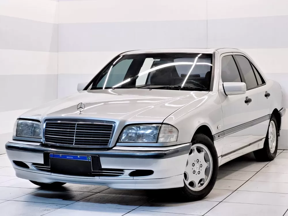 Mercedes-Benz C-180