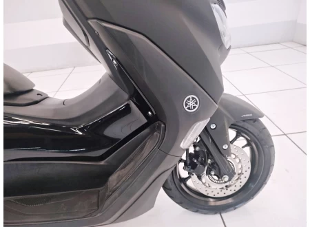 YAMAHA NMAX