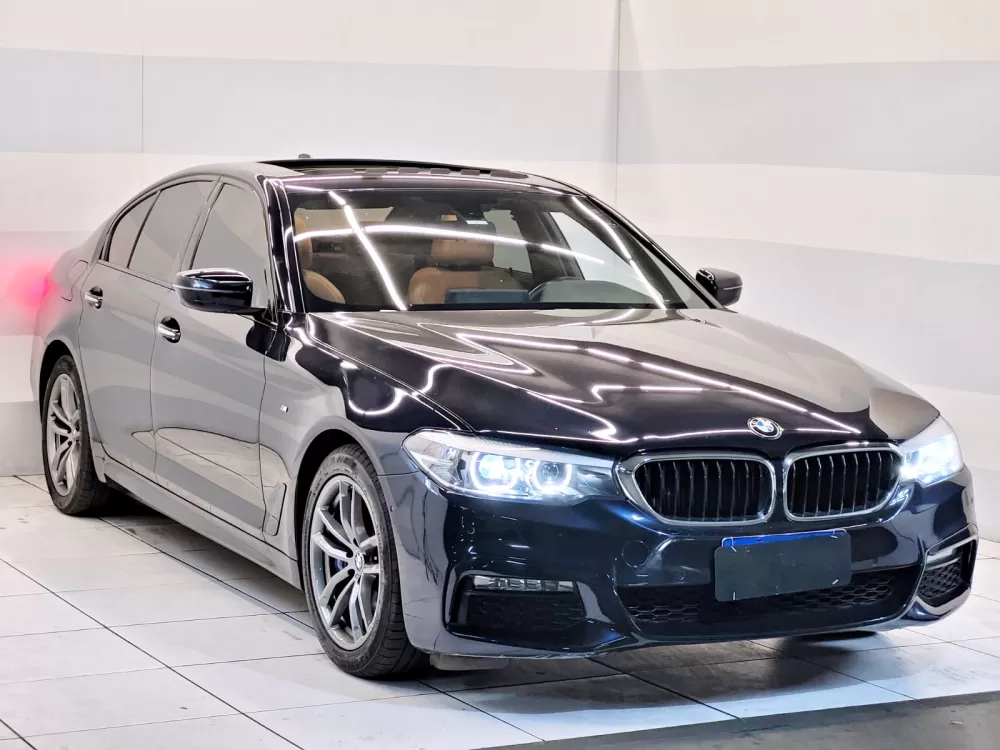 BMW 530i