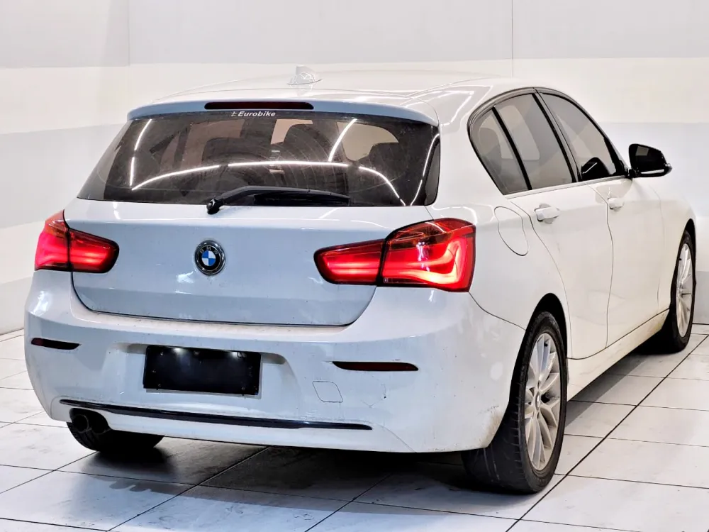 BMW 120i