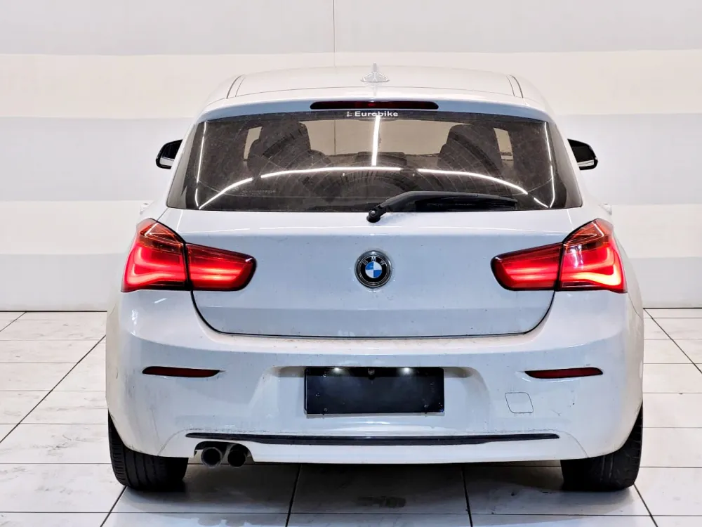 BMW 120i