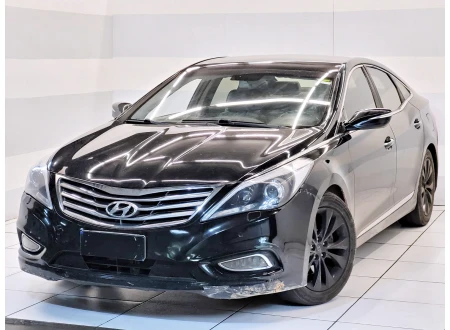 Hyundai AZERA