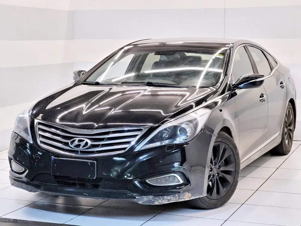 Hyundai AZERA