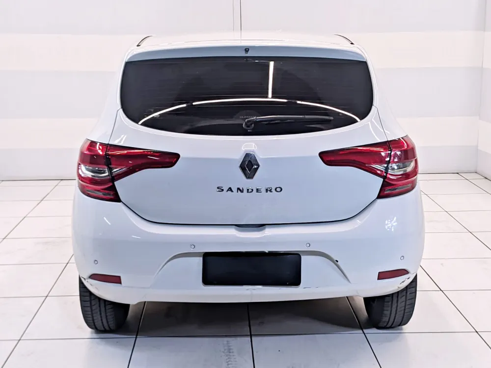 Renault SANDERO