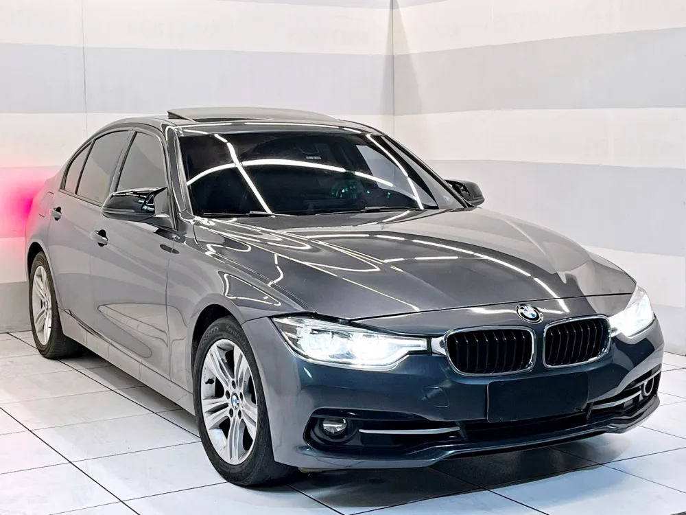 BMW 320i