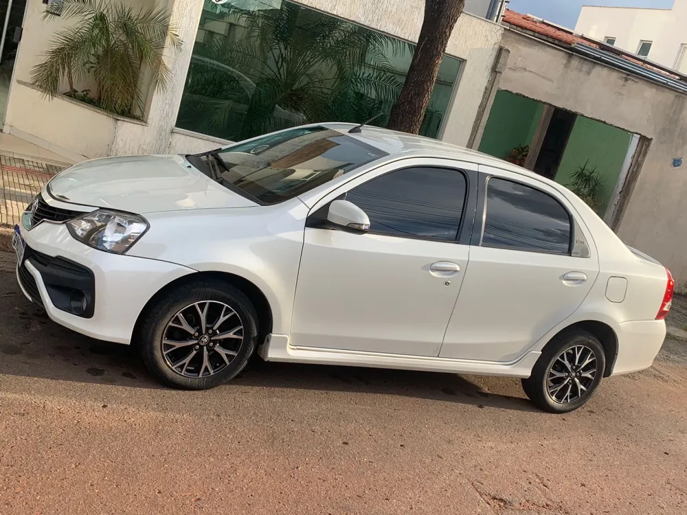 Toyota ETIOS