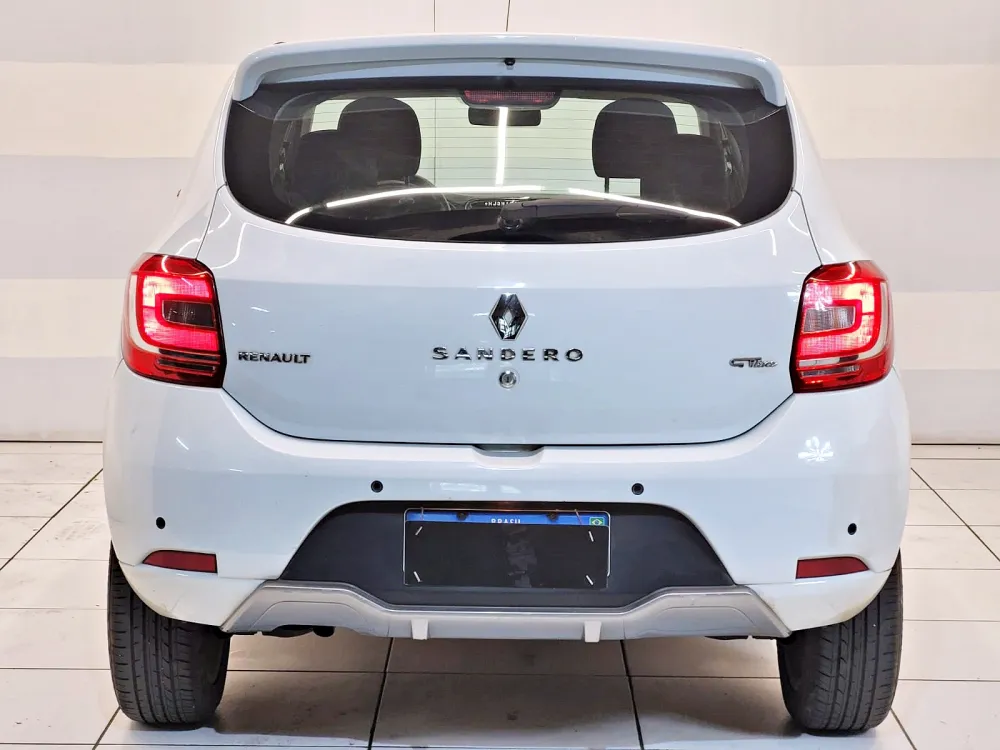 Renault SANDERO