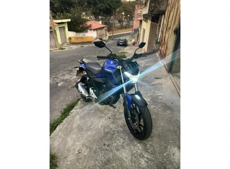 YAMAHA FZ15